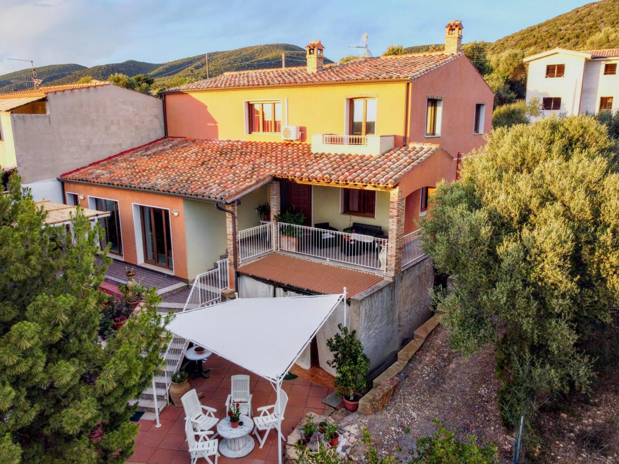 B&B Stell'E Mari SantʼAnna Arresi Екстериор снимка